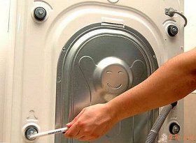 Почему стиральная машина сильно шумит при отжиме